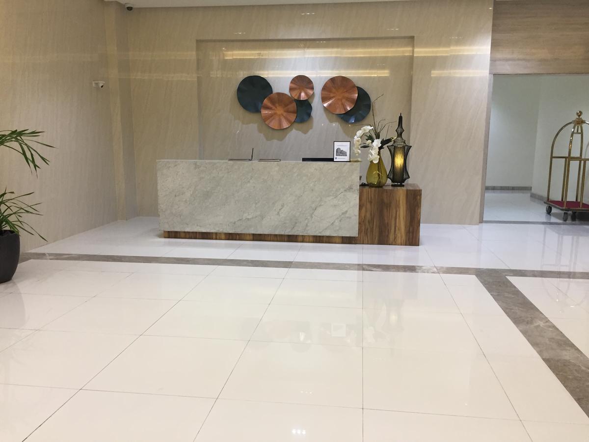 101 Newport Condo C2 Manila Exteriör bild