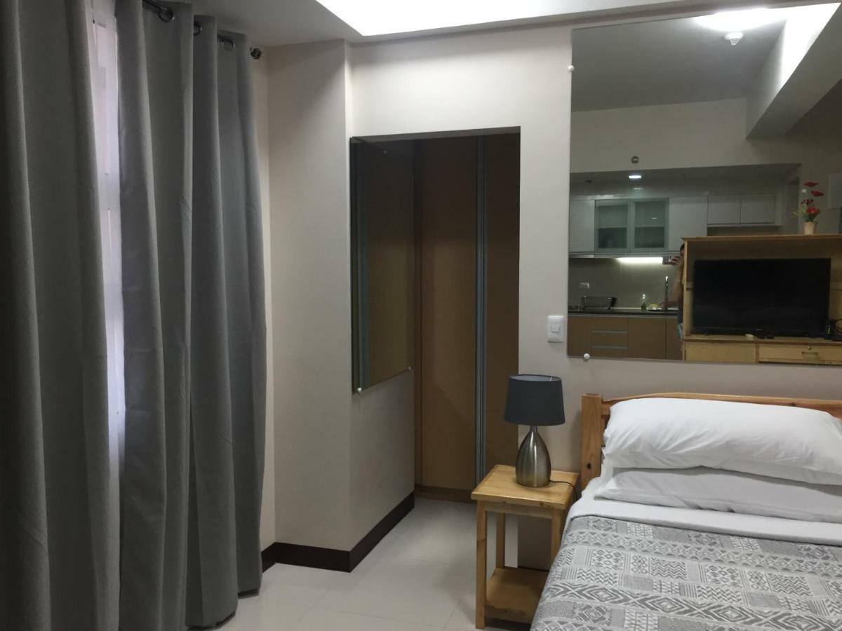 101 Newport Condo C2 Manila Exteriör bild