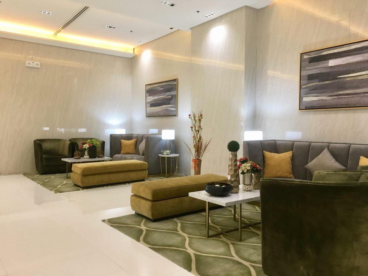 101 Newport Condo C2 Manila Exteriör bild