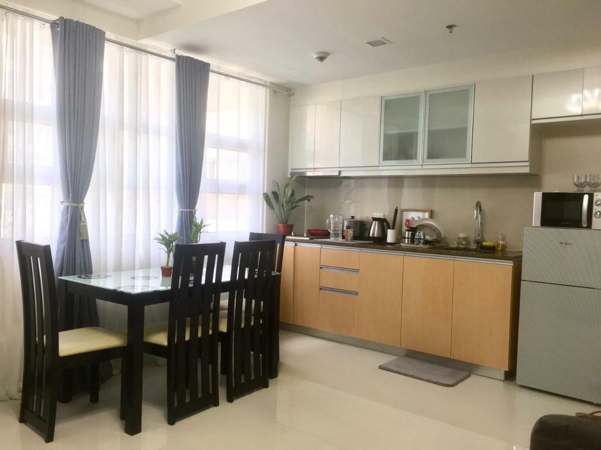 101 Newport Condo C2 Manila Exteriör bild